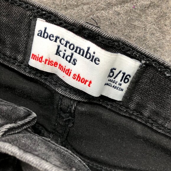 Abercrombie Kids Mid Rise Midi Short Girls Size 15/16 Black Denim Jean Short - Picture 7 of 9